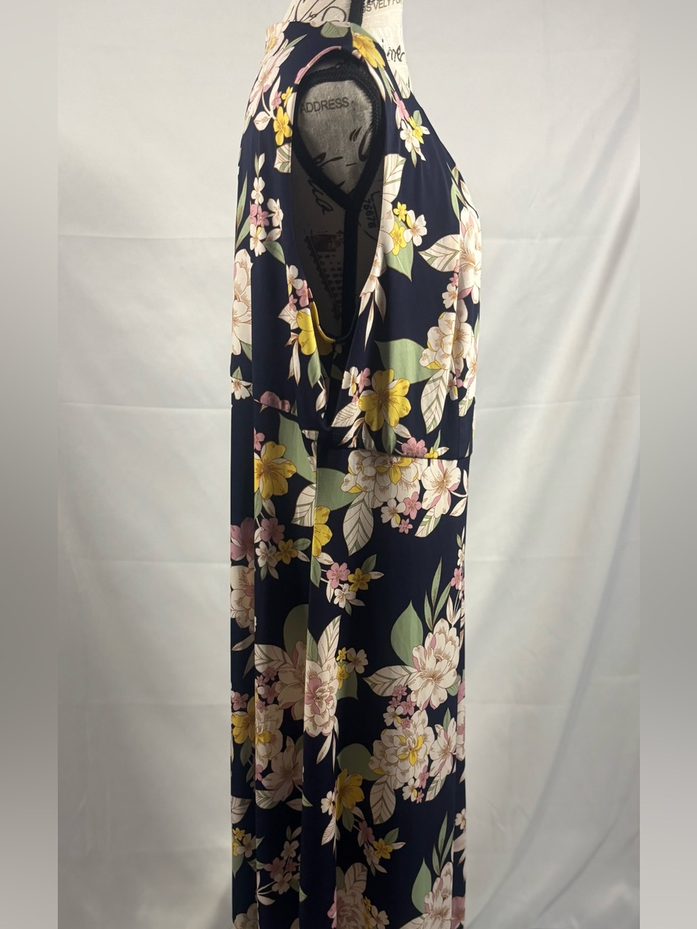 London Times Women’s Sleeveless Round Neck Midi Length Dress Size 18W - Picture 5 of 10